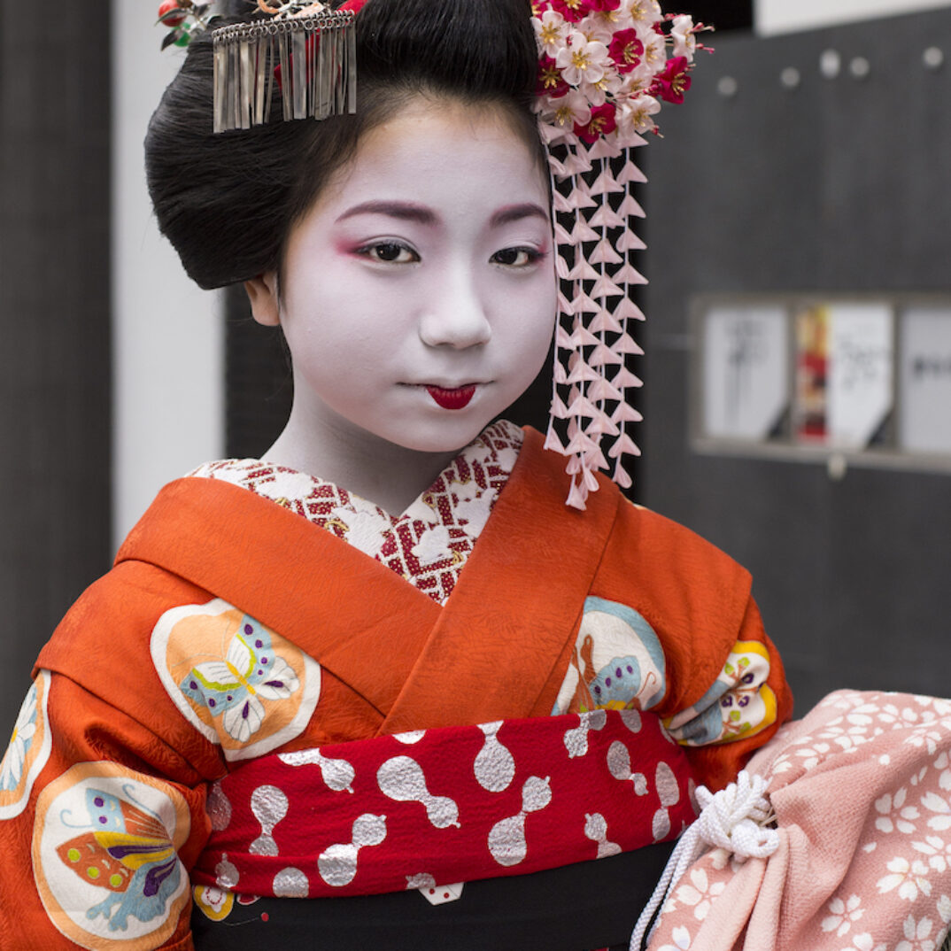 Kyoto_maiko_tänavaportree_Silvia Pärmann_2017_DSC_8679